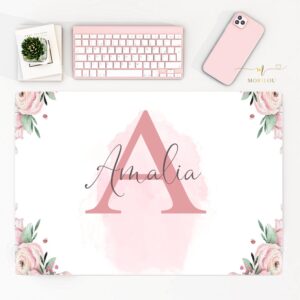 Große Schreibtischunterlage mit Buchstabe vom Name, personalisiert mit Name, personalisiertes Tischset, Geschenk Geburtstag, Weihnachten