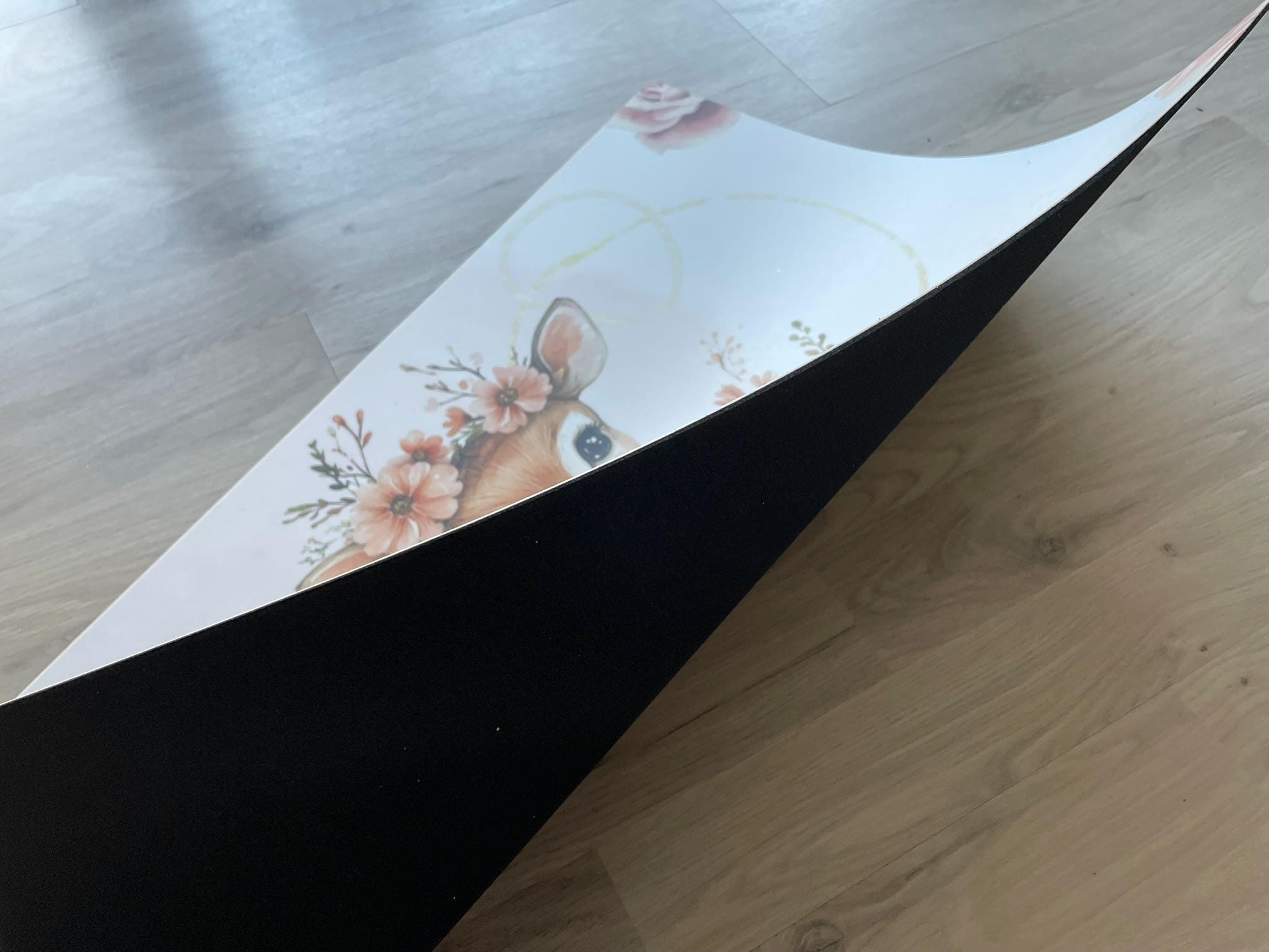 Große SCHREIBTISCHUNTERLAGE "Regenbogen lila" personalisiert mit Name aus weißem, abwaschbaren Kunststoff mit rutschfestem Kautschuk-Rücken – Bild 6